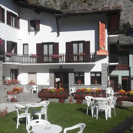 Affittacamere Entreves La Thuile Buitenkant foto