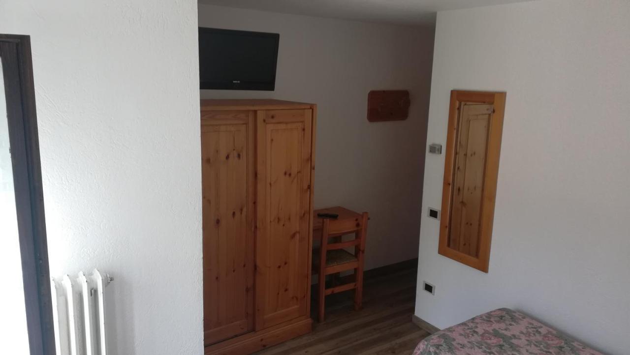 Affittacamere Entreves La Thuile Buitenkant foto